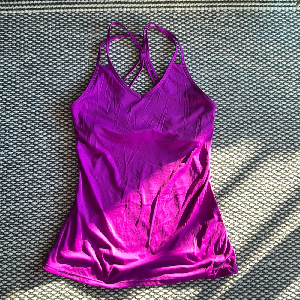 Nike Dri-Fit Criss Cross workout tank